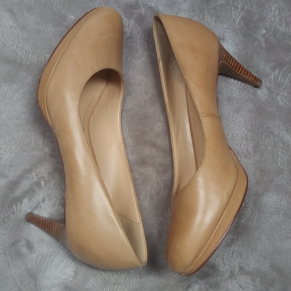 Cole Haan Nude Pumps